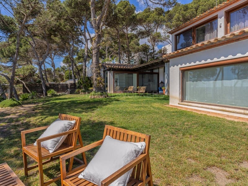 4 soveværelse Villa til salg i Palamos med swimmingpool garage - € 5.950.000 (Ref: 8986255)