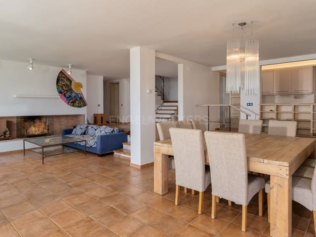 4 bedroom Villa for sale in Palamós with pool garage - € 5,950,000 (Ref: 8986255)