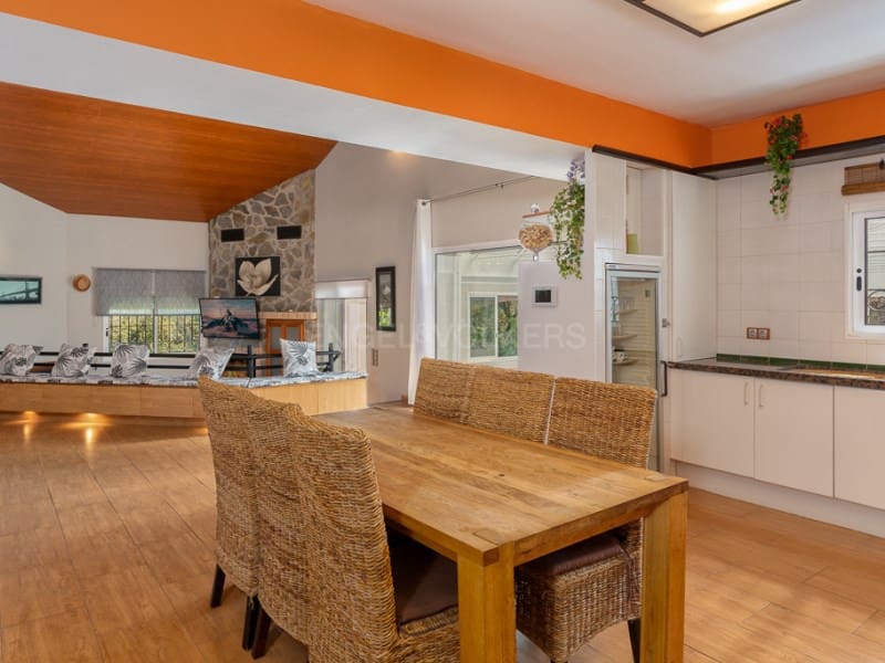 5 soverom Villa til salgs i Santa Cristina d'Aro med svømmebasseng - € 799 000 (Ref: 9001690)