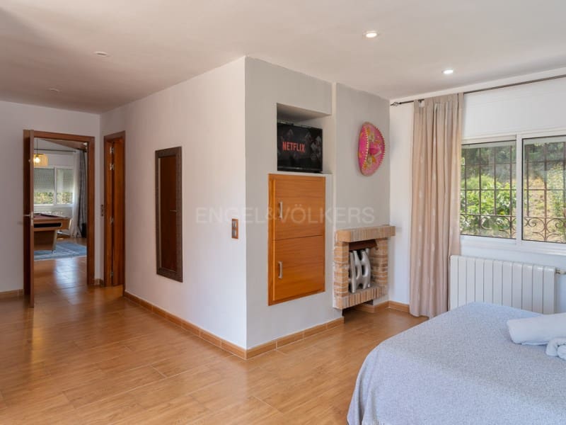 5 soverom Villa til salgs i Santa Cristina d'Aro med svømmebasseng - € 799 000 (Ref: 9001690)