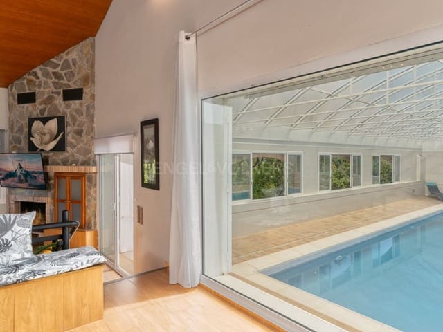 5 bedroom Villa for sale in Santa Cristina d'Aro with pool - € 799,000 (Ref: 9001690)