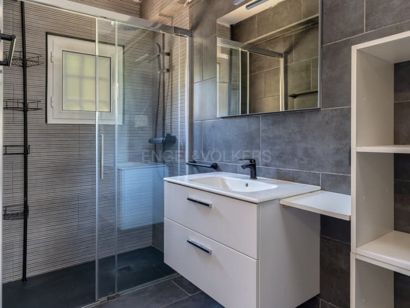 5 soverom Villa til salgs i Santa Cristina d'Aro med svømmebasseng - € 799 000 (Ref: 9001690)