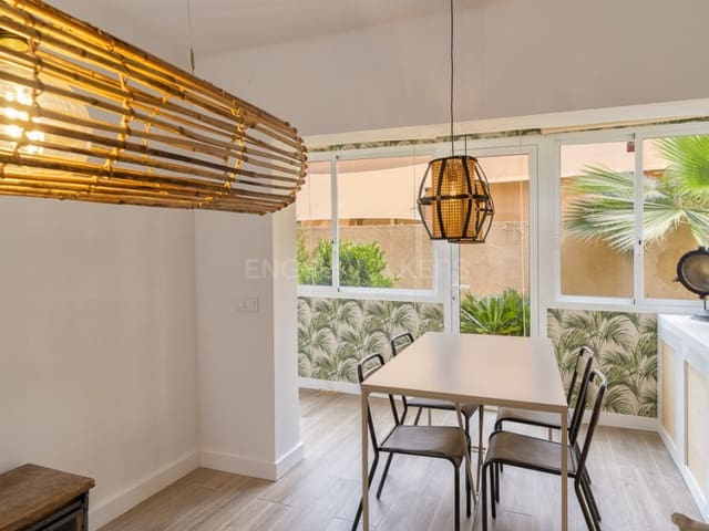 2 bedroom Apartment for sale in Sant Feliu de Guíxols - € 295,000 (Ref: 9006132)