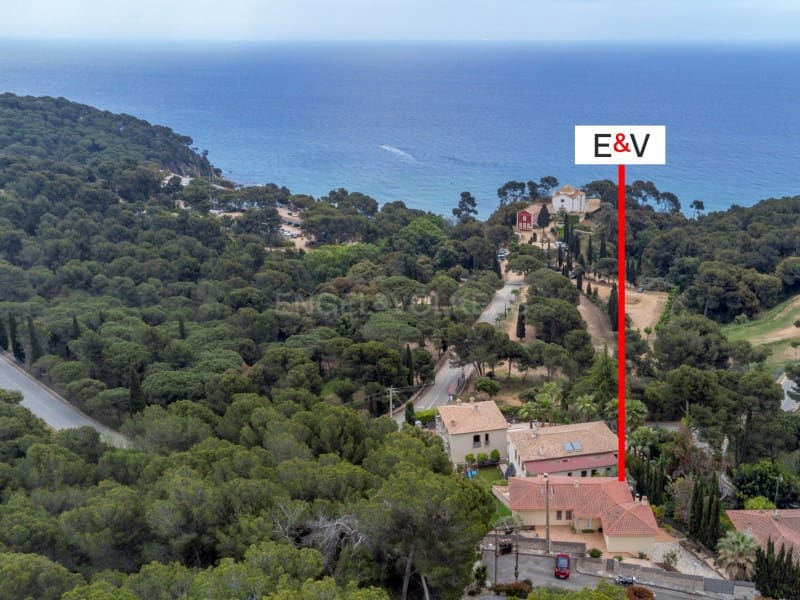 6 soveværelse Villa til salg i Lloret de Mar med swimmingpool - € 955.000 (Ref: 9008579)