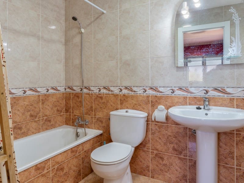 6 soveværelse Villa til salg i Lloret de Mar med swimmingpool - € 955.000 (Ref: 9008579)