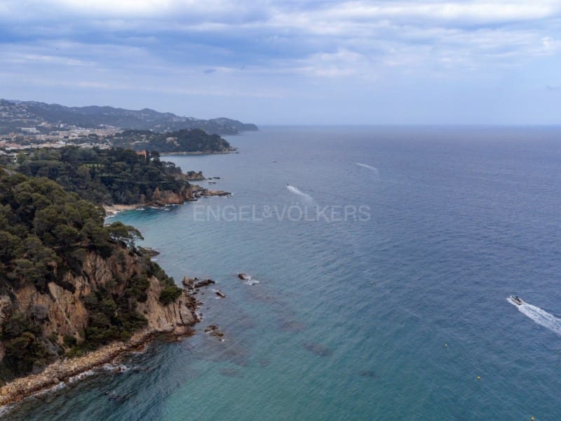 6 soveværelse Villa til salg i Lloret de Mar med swimmingpool - € 955.000 (Ref: 9008579)