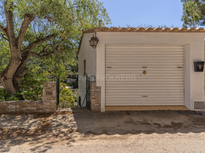 4 soverom Villa til salgs i Begur med garasje - € 1 200 000 (Ref: 9036988)