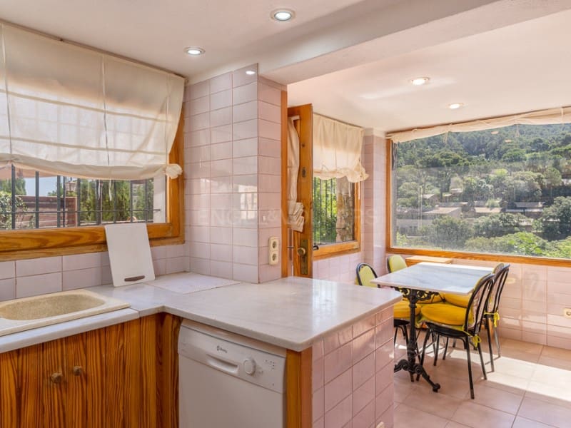 4 soverom Villa til salgs i Begur med garasje - € 1 200 000 (Ref: 9036988)