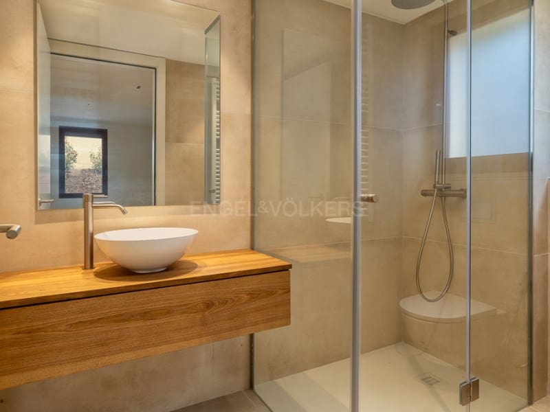 3 soveværelse Lejlighed til salg i S'Agaro med swimmingpool - € 860.000 (Ref: 9051401)