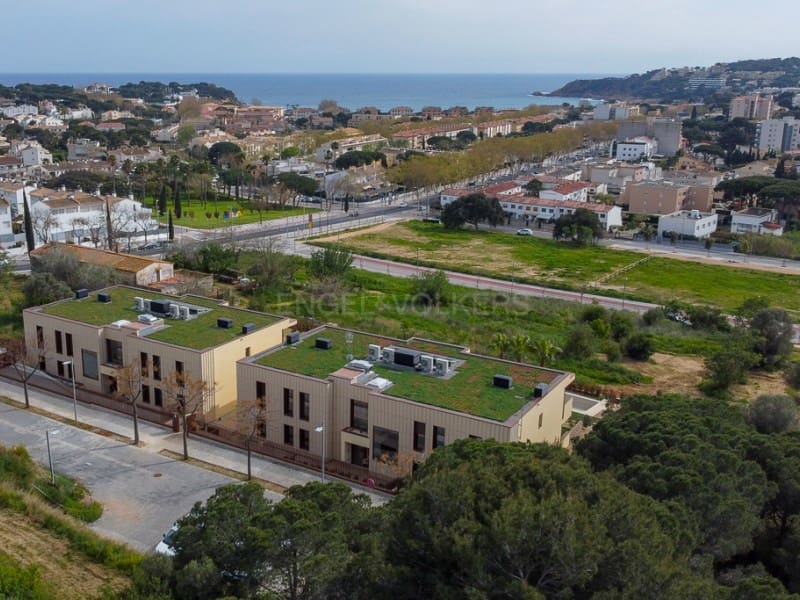 3 soveværelse Lejlighed til salg i S'Agaro med swimmingpool - € 860.000 (Ref: 9051401)