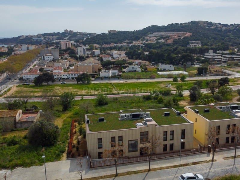 3 soveværelse Lejlighed til salg i S'Agaro med swimmingpool - € 860.000 (Ref: 9051401)