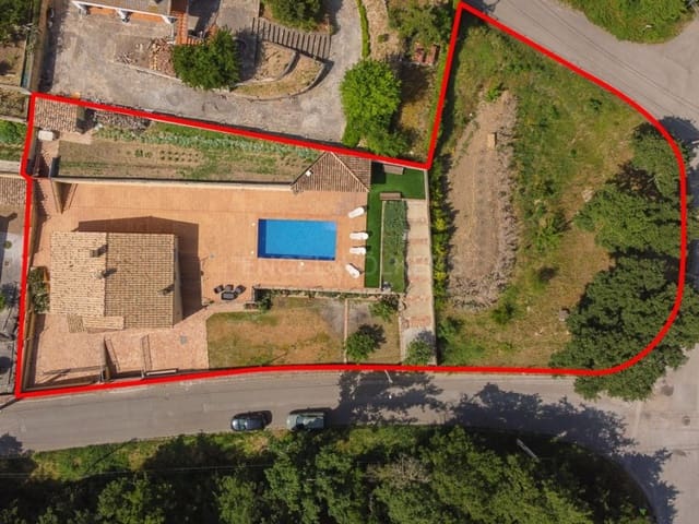 Chalet de 4 habitaciones en Maçanet de la Selva en venta con piscina - 399.000 € (Ref: 9062647)