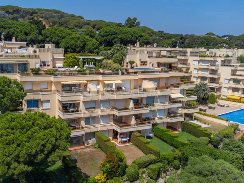 2 sovrum Lägenhet till salu i Sant Feliu de Guixols med pool garage - 536 000 € (Ref: 9069082)