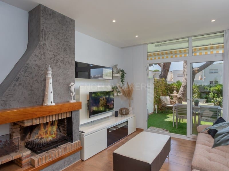 3 soverom Hus til salgs i Platja d'Aro med svømmebasseng - € 495 000 (Ref: 9091937)