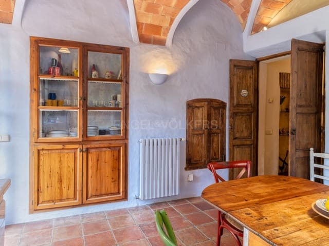 4 bedroom Finca/Country House for sale in Begur - € 985,000 (Ref: 9095539)