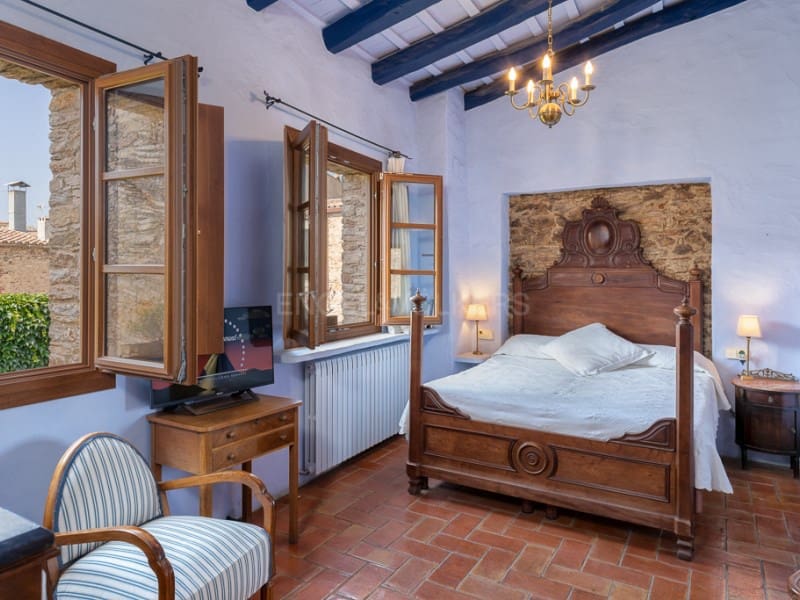 4 bedroom Finca/Country House for sale in Begur - € 985,000 (Ref: 9095539)