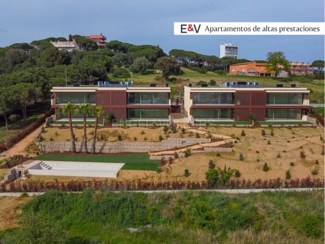 3 bedroom Apartment for sale in S'Agaro, Castell-Platja d'Aro with pool - € 896,000 (Ref: 9103345)