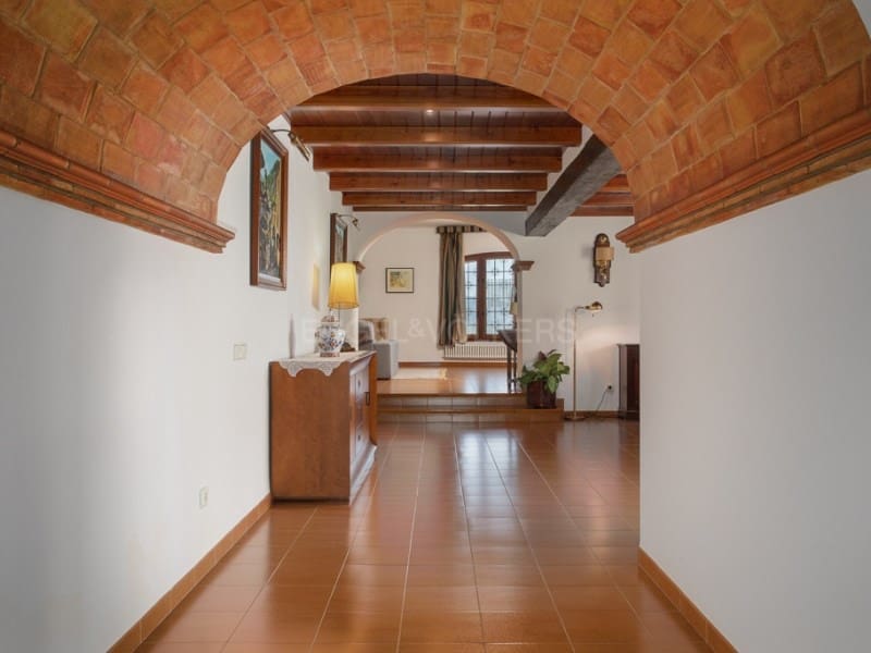 13 sypialnia Finka/Dom wiejski na sprzedaż w Santa Cristina d'Aro z basenem garażem - 1 780 000 € (Ref: 9106891)