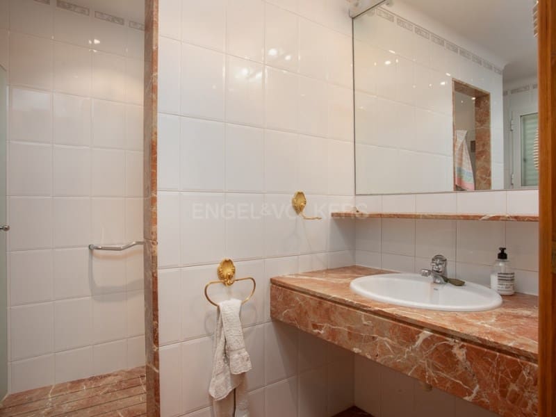 13 sypialnia Finka/Dom wiejski na sprzedaż w Santa Cristina d'Aro z basenem garażem - 1 780 000 € (Ref: 9106891)