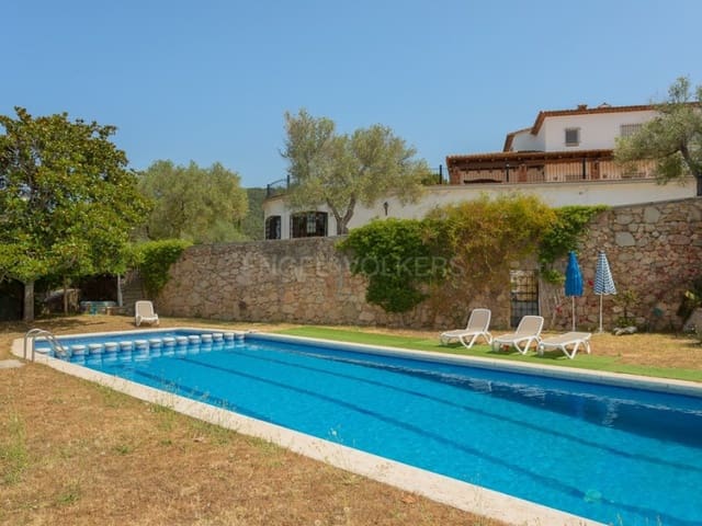 13 quarto Quinta/Casa Rural para venda em Santa Cristina d'Aro com piscina garagem - 1 780 000 € (Ref: 9106891)