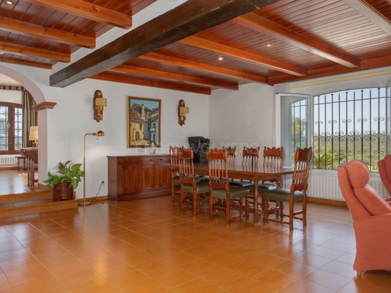 13 sypialnia Finka/Dom wiejski na sprzedaż w Santa Cristina d'Aro z basenem garażem - 1 780 000 € (Ref: 9106891)