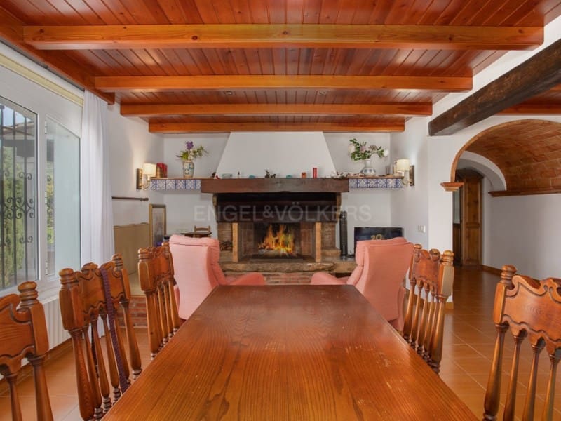 13 sypialnia Finka/Dom wiejski na sprzedaż w Santa Cristina d'Aro z basenem garażem - 1 780 000 € (Ref: 9106891)