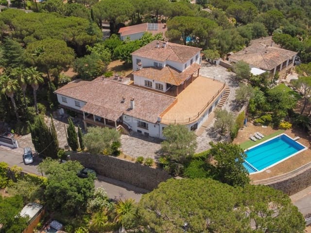 13 quarto Quinta/Casa Rural para venda em Santa Cristina d'Aro com piscina garagem - 1 780 000 € (Ref: 9106891)