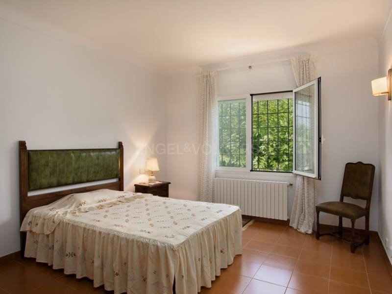 13 sypialnia Finka/Dom wiejski na sprzedaż w Santa Cristina d'Aro z basenem garażem - 1 780 000 € (Ref: 9106891)