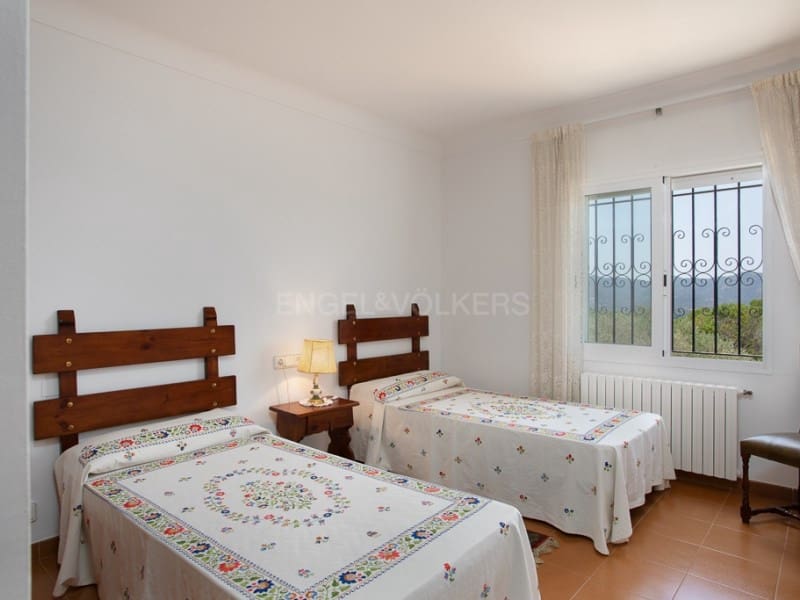 13 sypialnia Finka/Dom wiejski na sprzedaż w Santa Cristina d'Aro z basenem garażem - 1 780 000 € (Ref: 9106891)