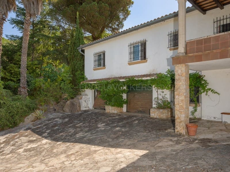 13 sypialnia Finka/Dom wiejski na sprzedaż w Santa Cristina d'Aro z basenem garażem - 1 780 000 € (Ref: 9106891)