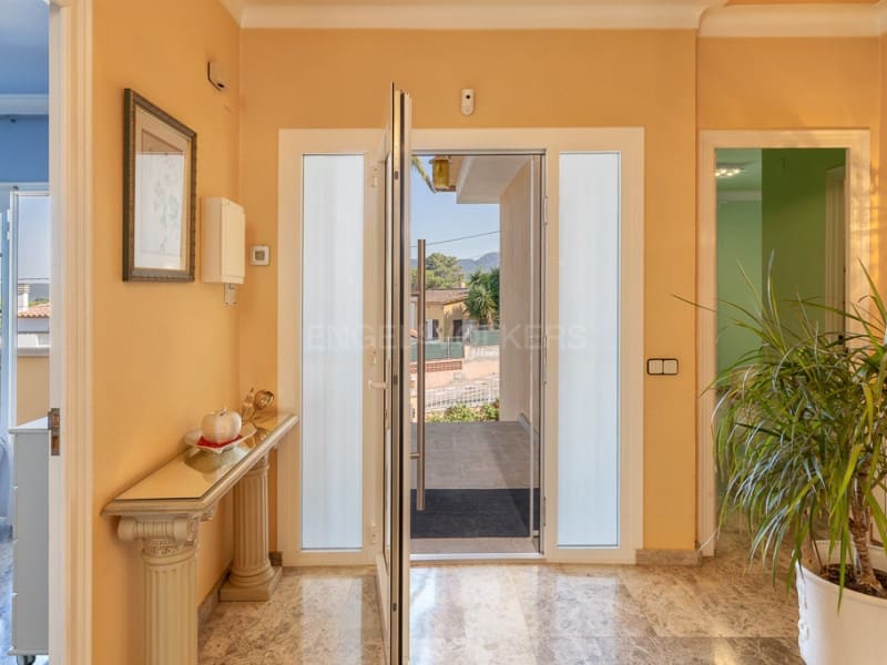 4 makuuhuone Huvila myytävänä paikassa Santa Cristina d'Aro mukana 
autotalli - 699 000 € (Ref: 9110665)