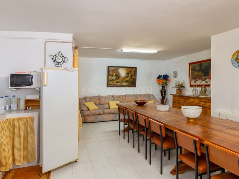 4 makuuhuone Huvila myytävänä paikassa Santa Cristina d'Aro mukana 
autotalli - 699 000 € (Ref: 9110665)