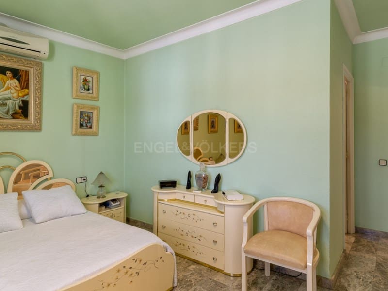 4 makuuhuone Huvila myytävänä paikassa Santa Cristina d'Aro mukana 
autotalli - 699 000 € (Ref: 9110665)