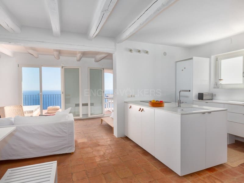 2 soveværelse Lejlighed til salg i Begur med swimmingpool - € 450.000 (Ref: 9131969)