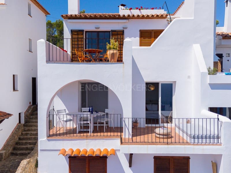 2 soveværelse Lejlighed til salg i Begur med swimmingpool - € 450.000 (Ref: 9131969)