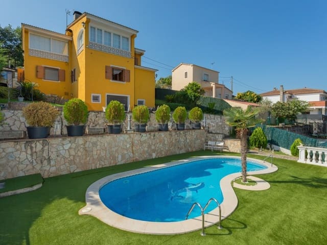 6 soverom Villa til salgs i Mas Altaba, Maçanet de la Selva med svømmebasseng garasje - € 355 000 (Ref: 9141628)