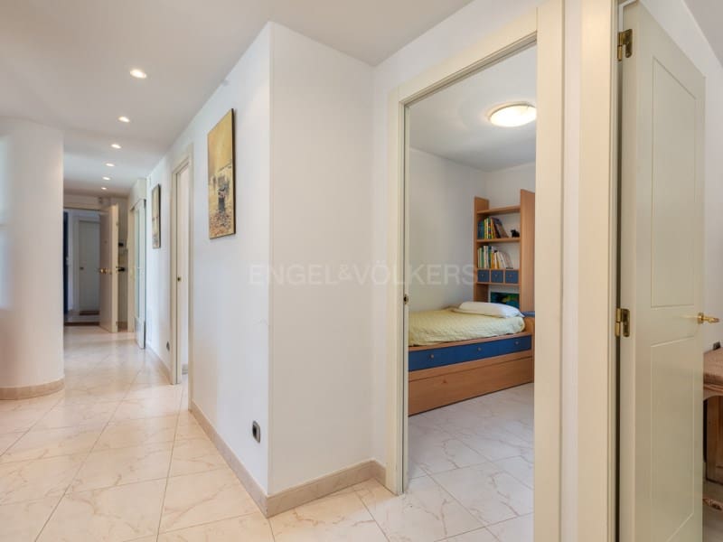 4 sypialnia Apartament na sprzedaż w Sant Feliu de Guixols z basenem garażem - 1 250 000 € (Ref: 9147467)