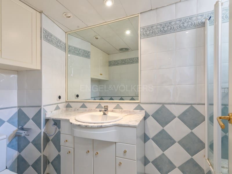 4 sypialnia Apartament na sprzedaż w Sant Feliu de Guixols z basenem garażem - 1 250 000 € (Ref: 9147467)