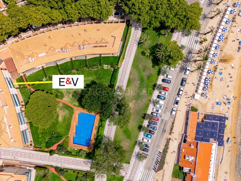 4 sypialnia Apartament na sprzedaż w Sant Feliu de Guixols z basenem garażem - 1 250 000 € (Ref: 9147467)