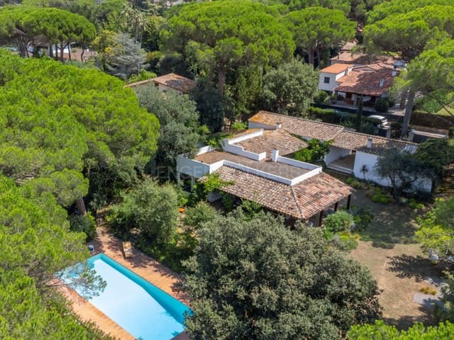 4 Zimmer Villa zu verkaufen in Santa Cristina d'Aro mit Pool - 1.150.000 € (Ref: 9162310)