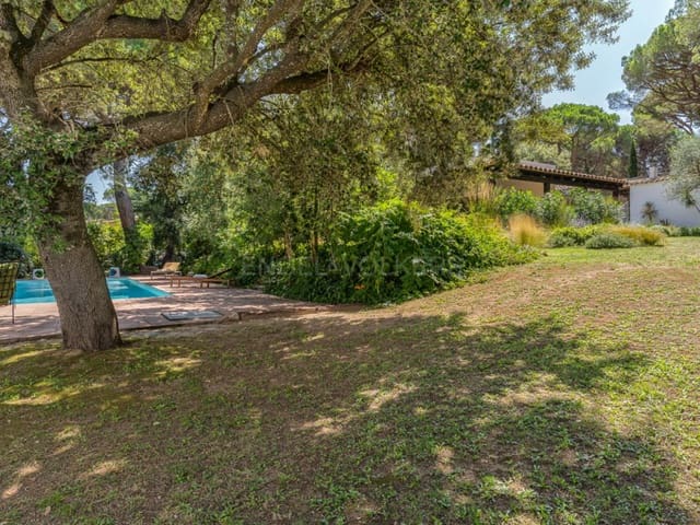 4 Zimmer Villa zu verkaufen in Santa Cristina d'Aro mit Pool - 1.150.000 € (Ref: 9162310)