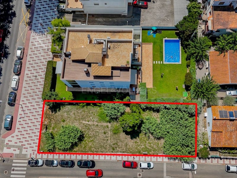 Ubebygd land til salgs i S'Agaro - € 800 000 (Ref: 9164205)