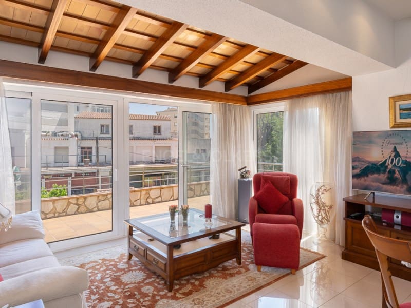 2 bedroom Villa for sale in L'Escala with pool garage - € 950,000 (Ref: 9165112)