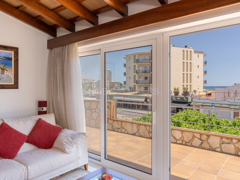 2 bedroom Villa for sale in L'Escala with pool garage - € 950,000 (Ref: 9165112)