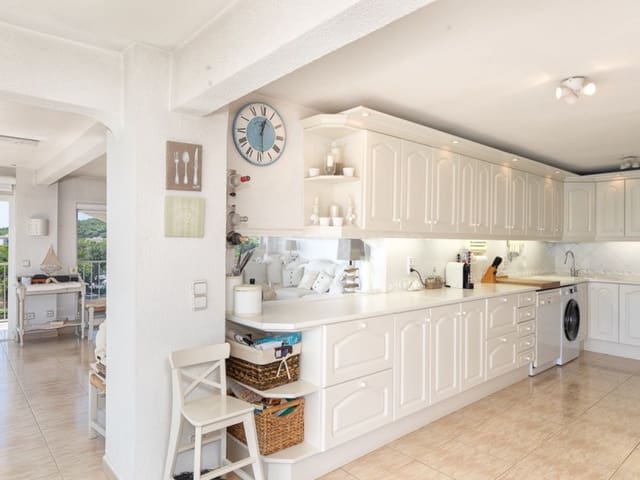 4 bedroom Apartment for sale in Platja d'Aro, Castell-Platja d'Aro with garage - € 690,000 (Ref: 9171490)