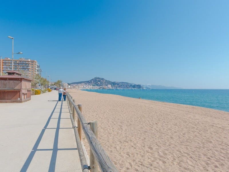 2 sypialnia Mieszkanie na sprzedaż w Blanes z garażem - 288 000 € (Ref: 9174551)