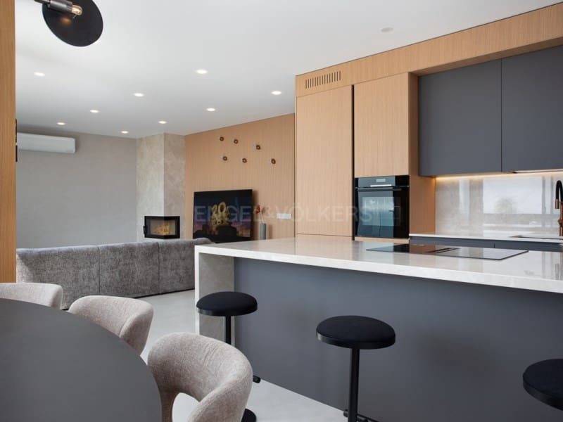 6 soverom Villa til salgs i Lloret de Mar med svømmebasseng garasje - € 1 350 000 (Ref: 9183920)