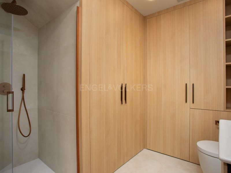 6 soverom Villa til salgs i Lloret de Mar med svømmebasseng garasje - € 1 350 000 (Ref: 9183920)