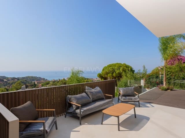 6 soverom Villa til salgs i Roca Grossa, Lloret de Mar med svømmebasseng garasje - € 1 350 000 (Ref: 9183920)