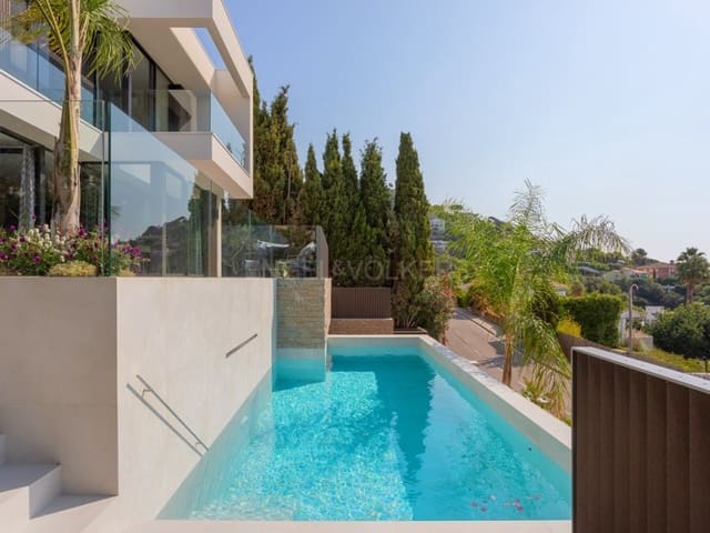 6 soverom Villa til salgs i Roca Grossa, Lloret de Mar med svømmebasseng garasje - € 1 350 000 (Ref: 9183920)